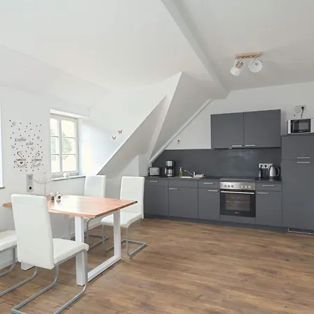 Apartment Ferienquartier Forsthaus 2 Bad Gottleuba-Berggiesshuebel